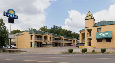 Days Inn by Wyndham Nashville Saint Thomas West Hospital