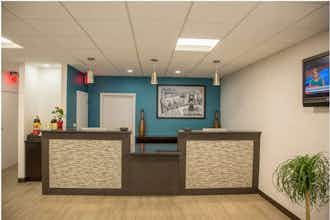 Hotel Super 8 by Wyndham Alexandria/Washington D.C. Area photo 3