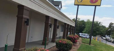 Super 8 Alexandria/Washngtn DC