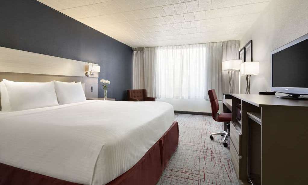 Ramada by Wyndham Beaver Falls