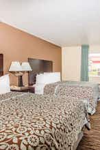 Hotel Days Inn Evansdale photo 2