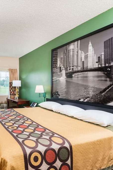 Hotel Super 8 Mt Carmel photo 1