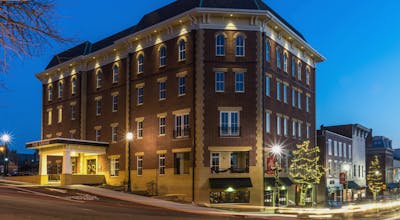 The Mount Vernon Grand Hotel