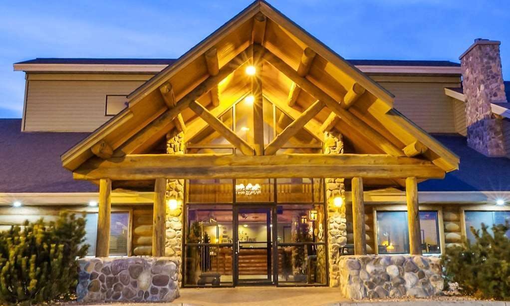 AmericInn Chamberlain