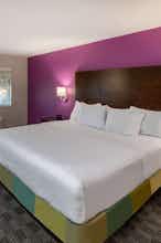 Hotel La Quinta Inn & Suites by Wyndham Houston NW Brookhollow photo 1