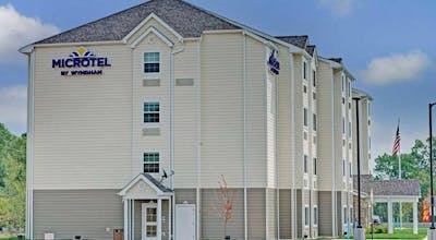 Microtel Inn & Suites by Wyndham Philadelphia Airport Ridley