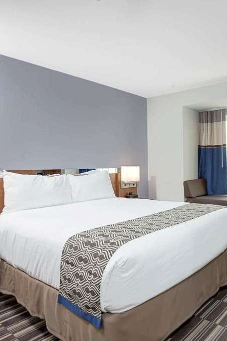 Hotel Microtel Philadelphia Airport photo 1