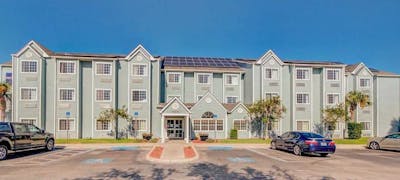 Microtel Zephyrhills