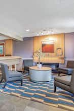 Hotel Microtel Lillington photo 5