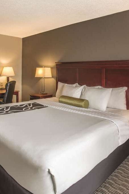 Hotel La Quinta Inn & Suites by Wyndham Indianapolis South photo 4