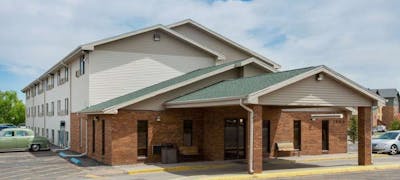 Super 8 Cheyenne WY