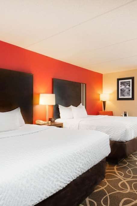 Hotel La Quinta Inn & Suites Summersville/New River National Park photo 2