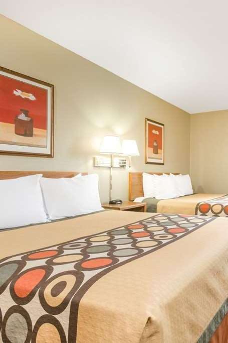 Hotel Super 8 by Wyndham Trinidad photo 2