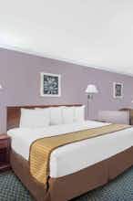 Hotel Days Inn by Wyndham Indio photo 1