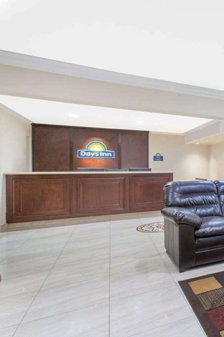 Hotel Days Inn by Wyndham Indio photo 4