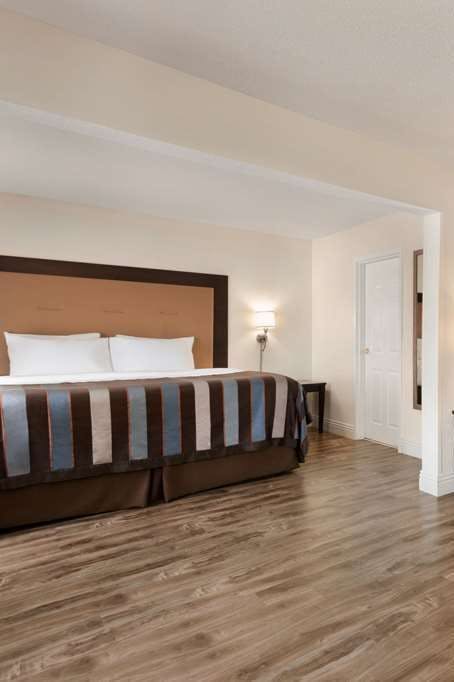 Hotel Wingate by Wyndham Montgomery photo 1