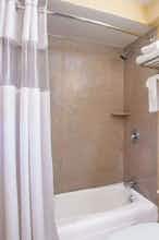 Hotel Travelodge South Burlington photo 4