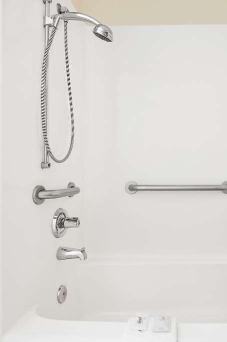 Hotel Microtel Inn & Suites by Wyndham Franklin photo 4