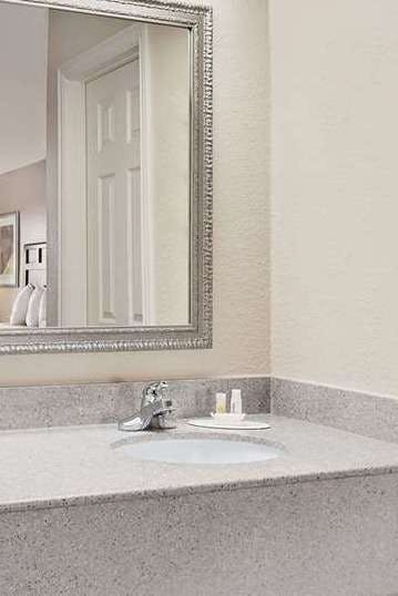 Hotel Days Inn Paris photo 4