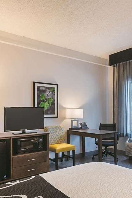 Hotel La Quinta Inn Ste Alpharetta photo 3