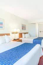 Hotel Travelodge by Wyndham Spearfish photo 3