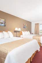 Hotel Travelodge by Wyndham Spearfish photo 2