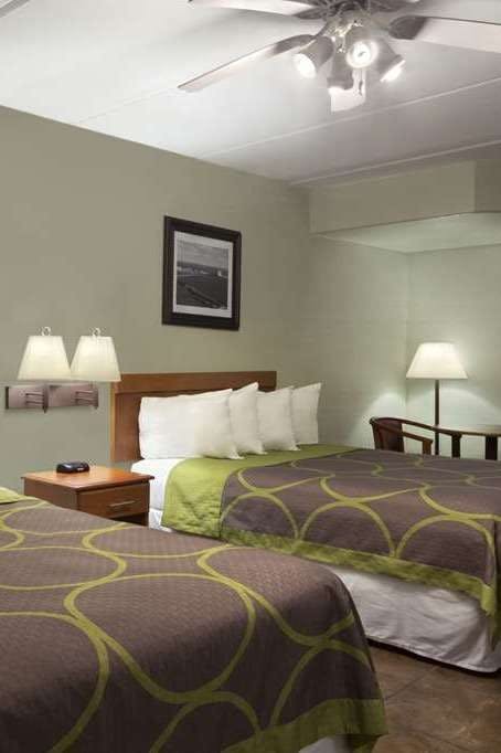 Hotel Super 8 by Wyndham South Padre Island photo 2