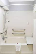Hotel Days Inn by Wyndham Asheville Downtown North photo 5