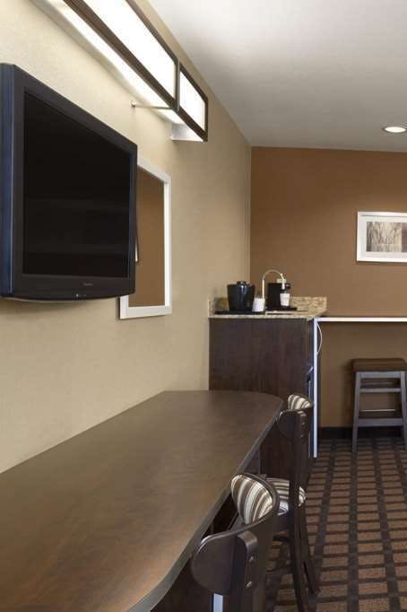 Hotel Microtel Odessa photo 3