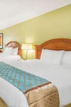 Hotel Baymont Orangeburg N photo 2