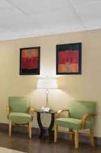 Hotel Baymont Orangeburg N photo 5