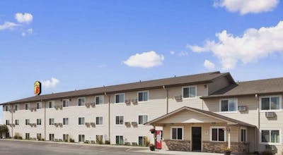 Super 8 by Wyndham Council Bluffs IA Omaha NE Area