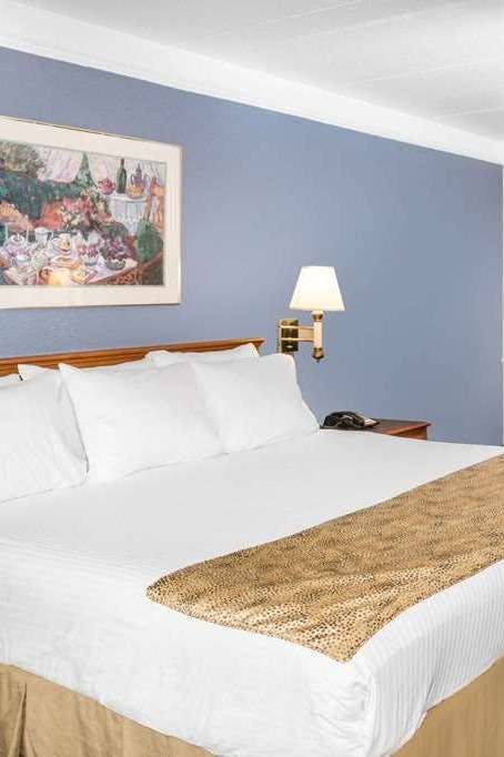 Hotel Days Inn by Wyndham Houston photo 1