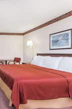 Hotel Days Inn by Wyndham Royston photo 1