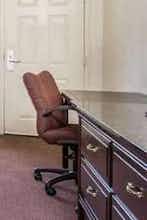 Hotel Days Inn by Wyndham Royston photo 3