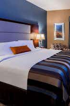 Hotel Wingate Kamloops photo 1