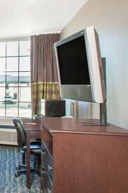 Hotel Super 8 by Wyndham Oklahoma City photo 3