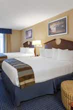 Hotel Wingate by Wyndham Erie photo 2