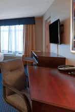 Hotel Wingate by Wyndham Erie photo 3