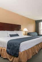 Hotel Wyndham Williamsburg photo 1