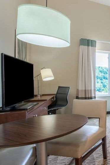 Hotel Hawthorn Suites by Wyndham Bridgeport/Clarksburg photo 3