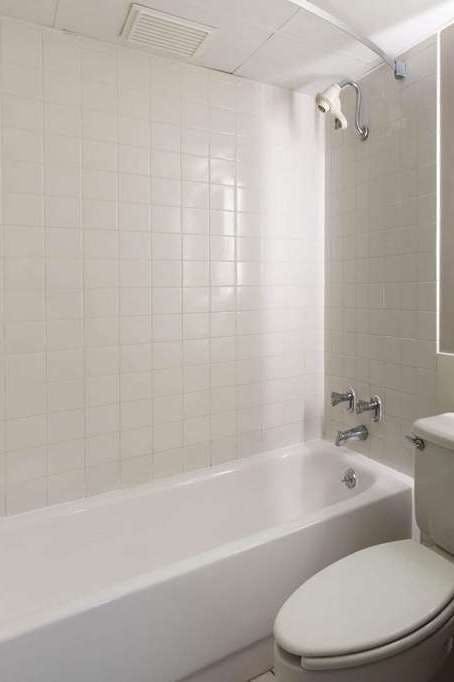 Hotel Days Inn by Wyndham Sandusky / Cedar Point photo 4