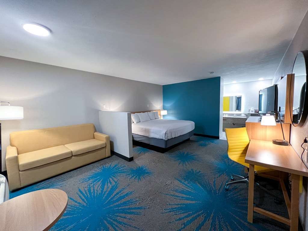 Hotel Days Inn & Suites by Wyndham Santa Rosa photo 5