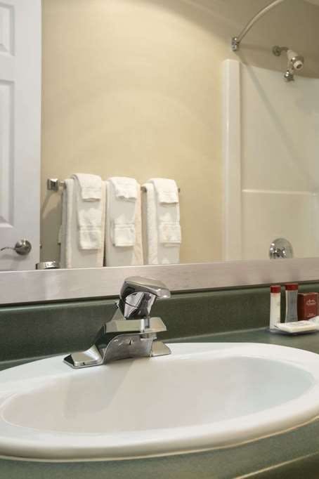 Hotel Ramada Ltd Merritt photo 4