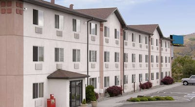 Super 8 by Wyndham The Dalles OR