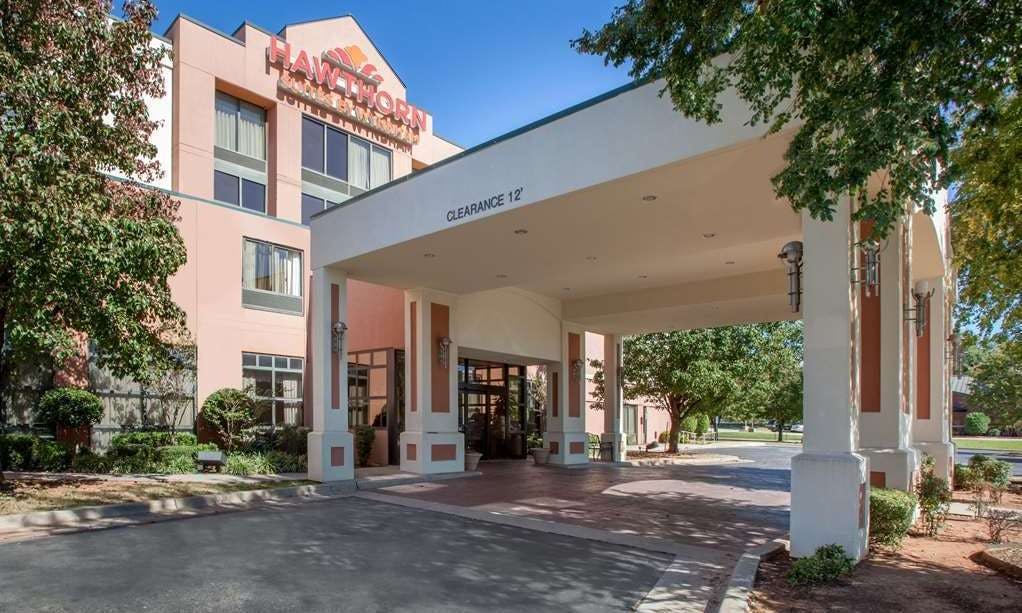 Hawthorn Suites by Wyndham Midwest City Tinker AFB