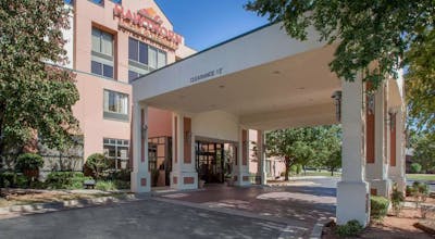 Hawthorn Suites by Wyndham Midwest City Tinker AFB