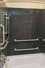 Hotel Baymont Grand Forks photo 5