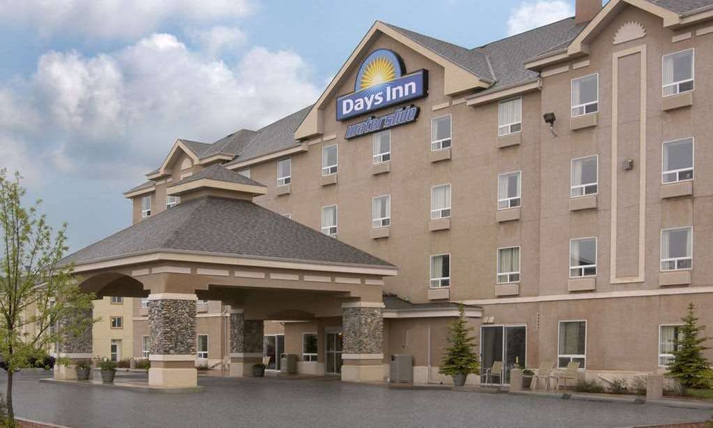Days Inn - Red Deer