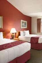 Hotel Baymont by Wyndham Wichita East photo 2